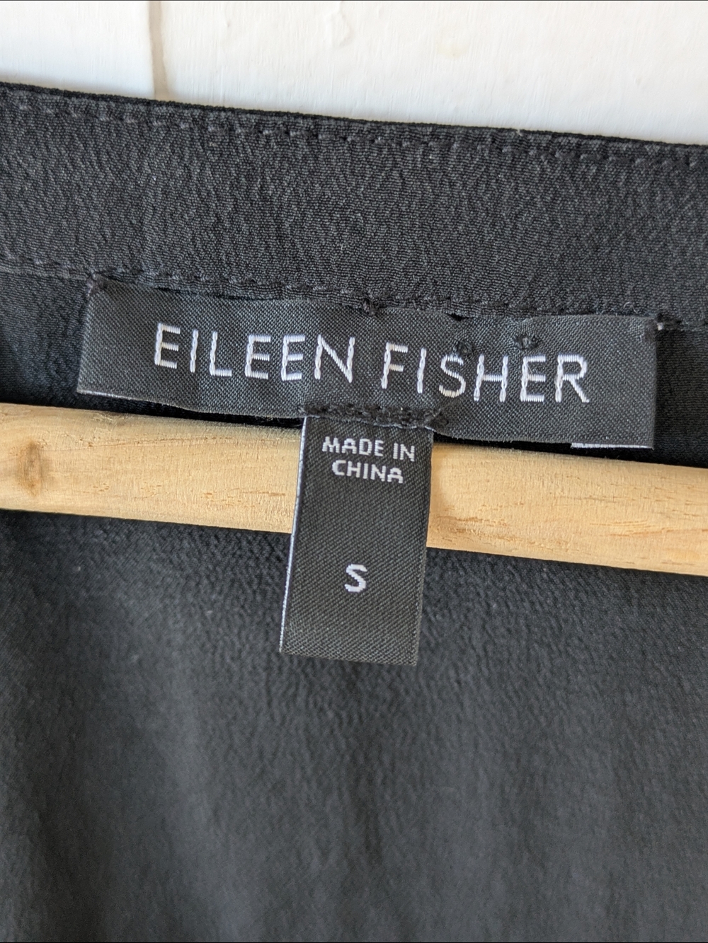 Eileen Fisher 100% Silk Sleeveless Black Gray Blouse Size Small - Picture 2 of 13